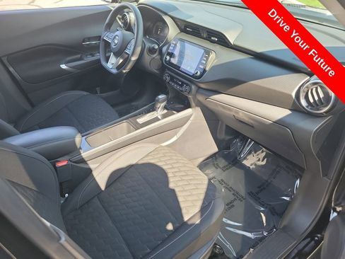 Used 2021 Nissan Kicks SV FWD image 19