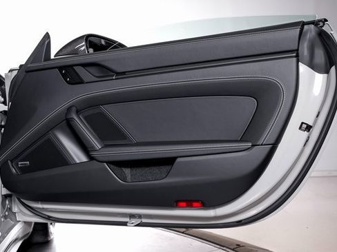 Used 2026 Porsche 911 Targa 4 GTS image 60