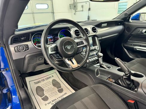 Used 2018 Ford Mustang GT w/ Equipment Group 301A RWD image 14
