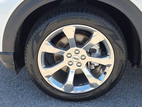 Used 2020 Ford Explorer Platinum w/ Premium Technology Package AWD/4WD image 7