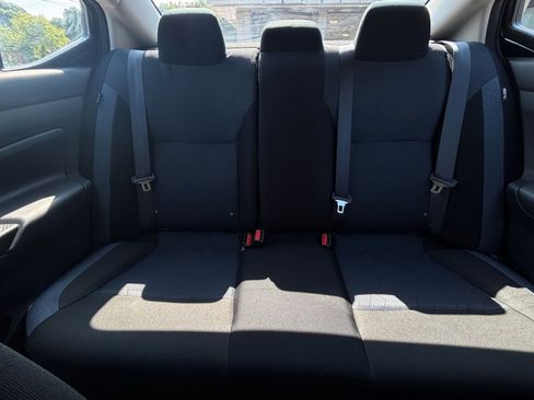 Used 2025 Nissan Versa SV FWD image 37