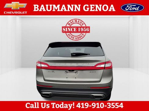 Used 2017 Lincoln MKX Reserve w/ Lincoln MKX Climate Package AWD/4WD image 2