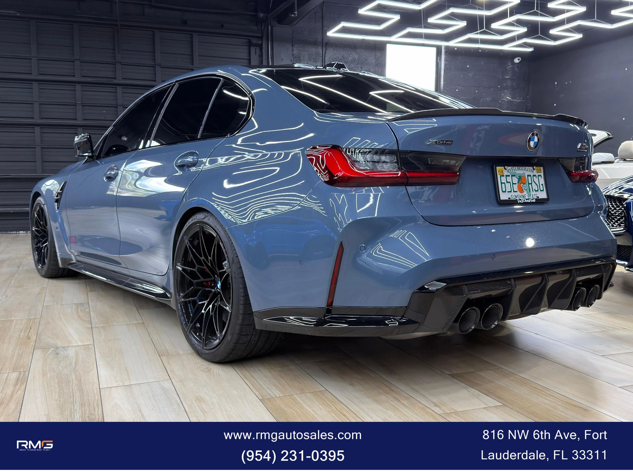 Used 2026 BMW M3 Competition w/ M Carbon Exterior Package AWD/4WD image 9