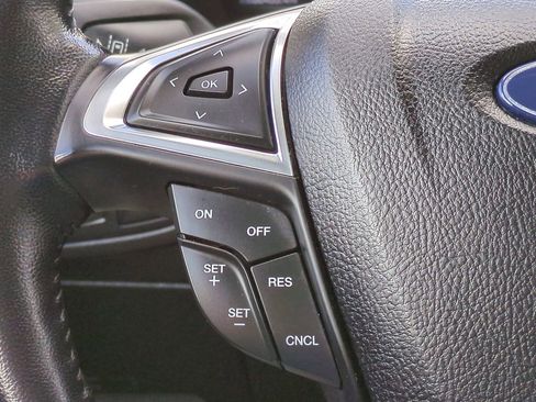 Certified 2023 Ford Edge SEL image 24