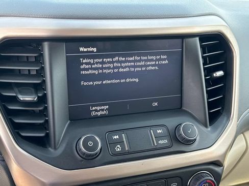Used 2023 GMC Acadia Denali w/ Denali Ultimate Package FWD image 20
