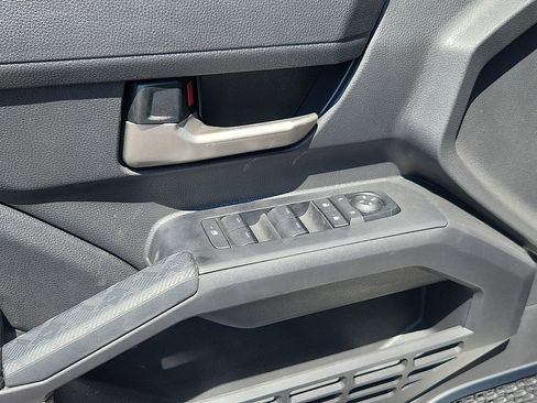 Used 2024 Toyota Tacoma TRD Sport image 9