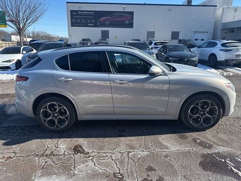 Used 2020 Alfa Romeo Stelvio Ti Lusso w/ Quick Order Package 22X Lusso image 5