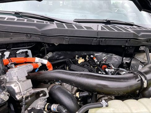 Used 2025 Ford F150 XLT w/ Equipment Group 302A MID AWD/4WD image 30