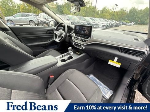 New 2026 Nissan Altima 2.5 SV w/ SV Special Edition Package AWD/4WD image 14