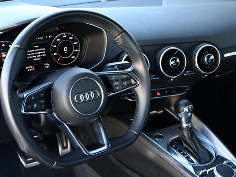 Used 2017 Audi TT 2.0T image 11