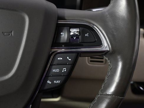Used 2021 Lincoln Navigator Reserve AWD/4WD image 37