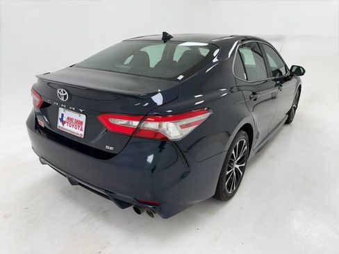 Used 2019 Toyota Camry SE FWD image 40