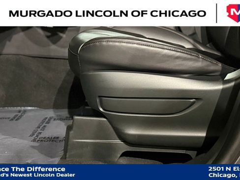 Used 2023 Lincoln Aviator 2WD w/ Premium Package image 38