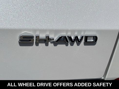 Used 2024 Acura MDX SH-AWD w/ Advance Package image 5