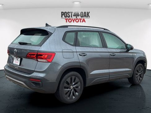 Used 2023 Volkswagen Taos S image 7