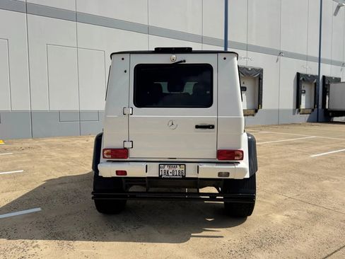 Used 2018 Mercedes-Benz G 550 Squared image 9