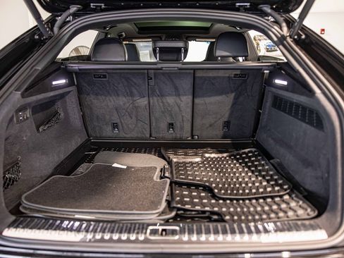 Used 2022 Audi RS Q8 w/ Carbon Optic Package image 18