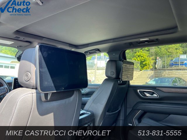 Used 2024 Chevrolet Suburban High Country w/ Advanced Technology Package AWD/4WD image 8
