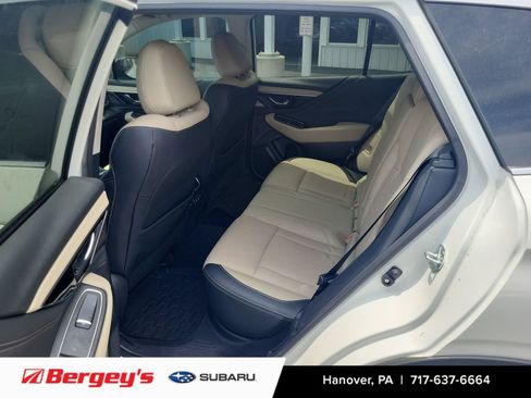 Certified 2022 Subaru Outback Limited AWD/4WD image 10