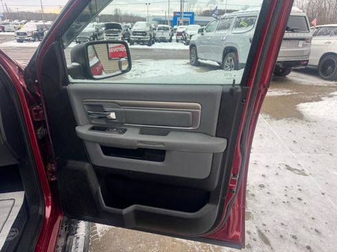 Used 2013 RAM 1500 Classic SLT w/ Premium Display Pkg AWD/4WD image 15