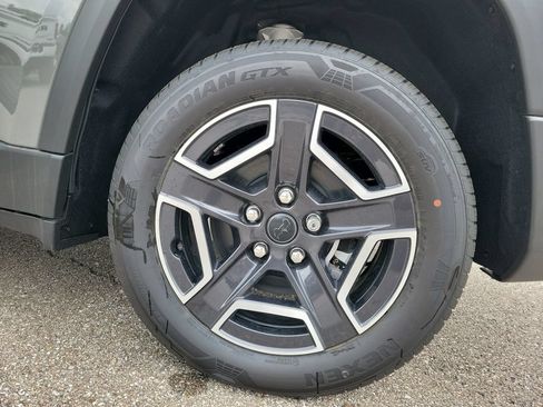 New 2026 Jeep Cherokee Limited AWD/4WD image 5