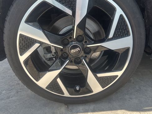 Used 2025 MINI Cooper S FWD image 28