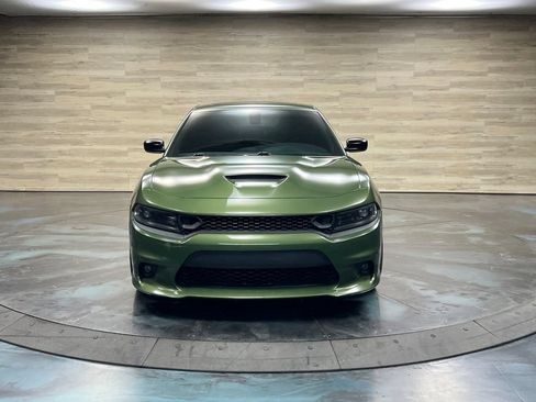 Used 2023 Dodge Charger Scat Pack w/ Harman/Kardon Audio Group RWD image 5