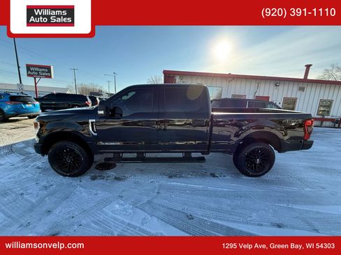 Used 2022 Ford F350 XLT w/ Black Appearance Package image 6