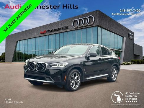 Used 2024 BMW X4 xDrive30i w/ Premium Package AWD/4WD image 1