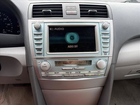 Used 2008 Toyota Camry XLE FWD image 18