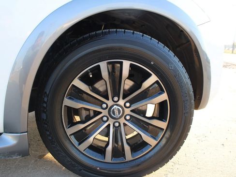 Used 2017 Nissan Armada Platinum w/ Captain Seat Package RWD image 9