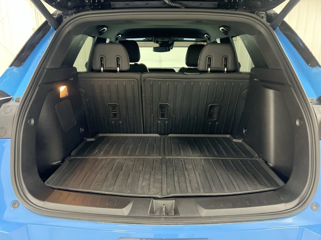 Used 2024 Chevrolet TrailBlazer RS w/ Convenience Package AWD/4WD image 23