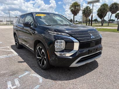 Used 2024 Mitsubishi Outlander SE Black Edition