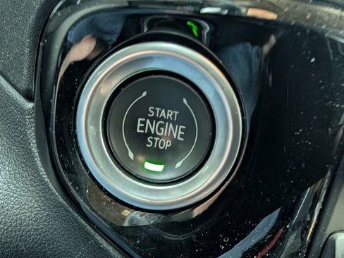 Used 2023 Chevrolet Silverado 1500 LT image 19