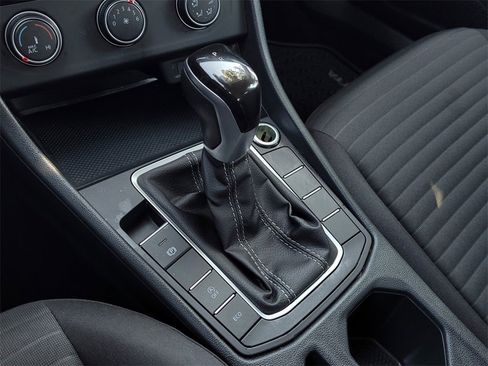 Certified 2024 Volkswagen Jetta S image 16