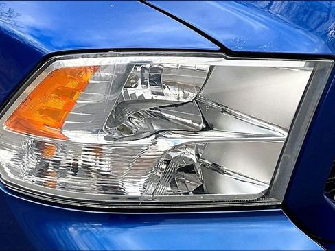 Used 2016 RAM 1500 Express image 30