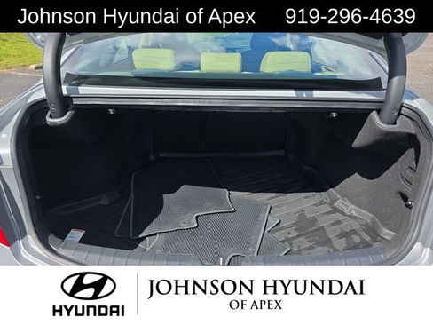 Used 2014 Hyundai Azera Limited w/ Option Group 02 image 23