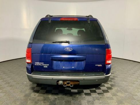 Used 2005 Ford Explorer XLT AWD/4WD image 9