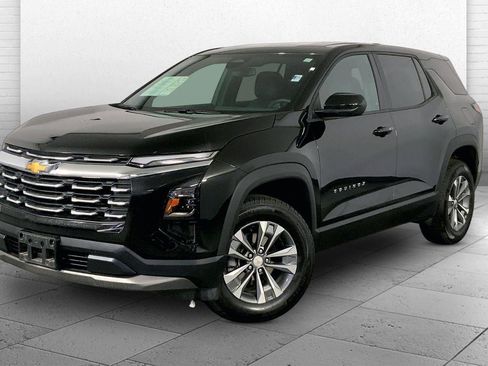 Used 2026 Chevrolet Equinox LT AWD/4WD image 14