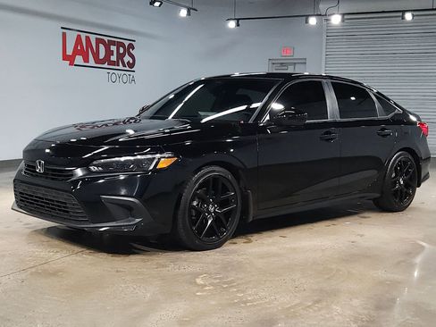 Used 2022 Honda Civic Sport image 3