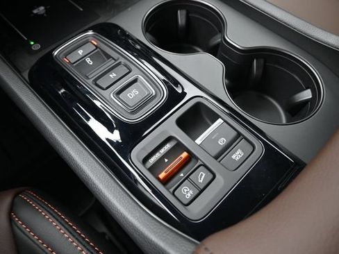 New 2026 Honda Pilot TrailSport image 4