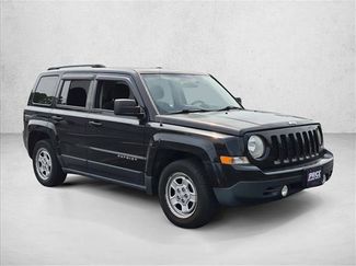 Used 2014 Jeep Patriot Sport w/ Power Value Group FWD video 3