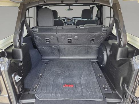 Certified 2018 Jeep Wrangler Unlimited Sahara AWD/4WD image 16