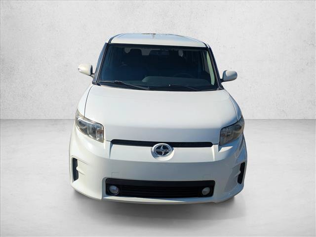 Used 2012 Scion xB FWD image 2