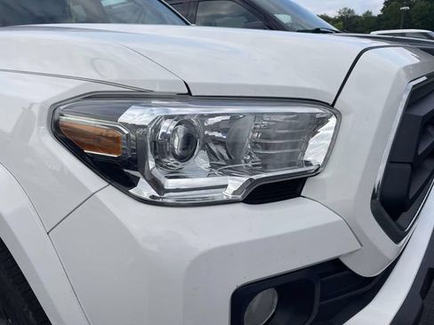 Used 2026 Toyota Tacoma TRD Sport AWD/4WD image 4