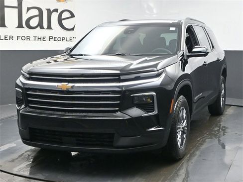 New 2026 Chevrolet Traverse LT w/ Driver Confidence Package image 7