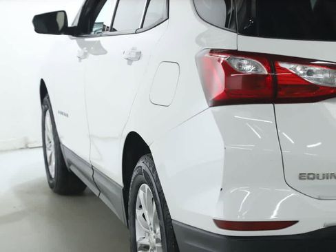 Used 2019 Chevrolet Equinox LS w/ LPO, Floor Liner Package image 44