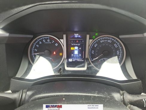 Used 2023 Toyota Tacoma Limited image 15