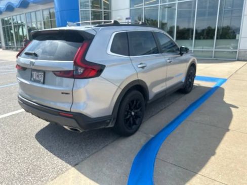 Used 2025 Honda CR-V Sport-L image 2