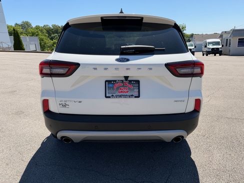 Used 2023 Ford Escape Active w/ Tech Pack #2 AWD/4WD image 13